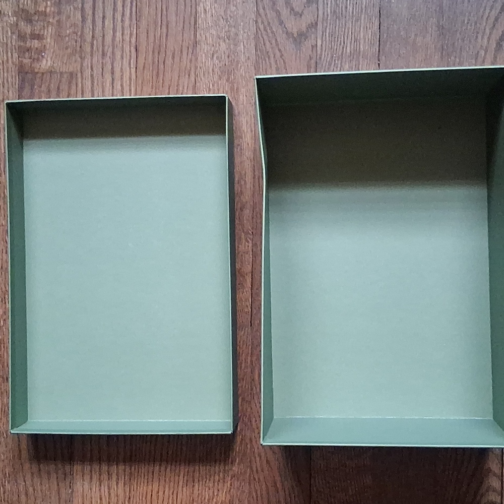 Sezane Box - Picture 3 of 7